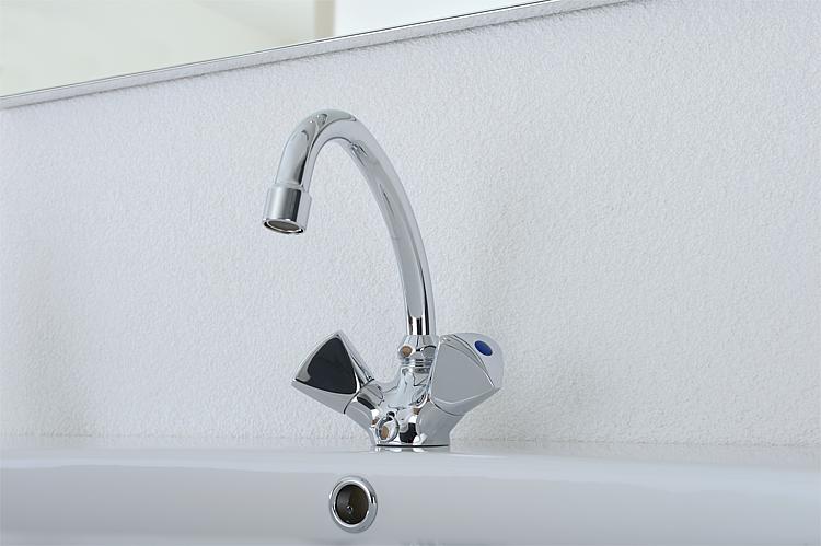 Waschtischmischer Heletou, hohe Ausführung, schwenkbar, Niederdruck