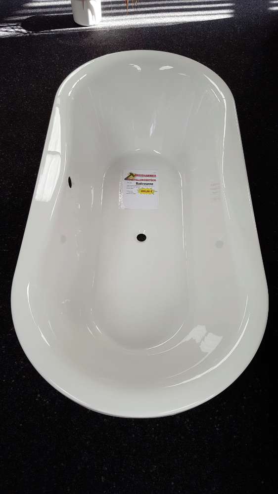 Ausstellungsstück Riho Oval Badewanne Lugano