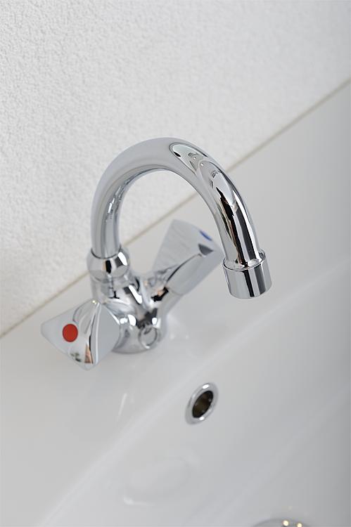 Waschtischmischer Heletou, hohe Ausführung, schwenkbar, Niederdruck